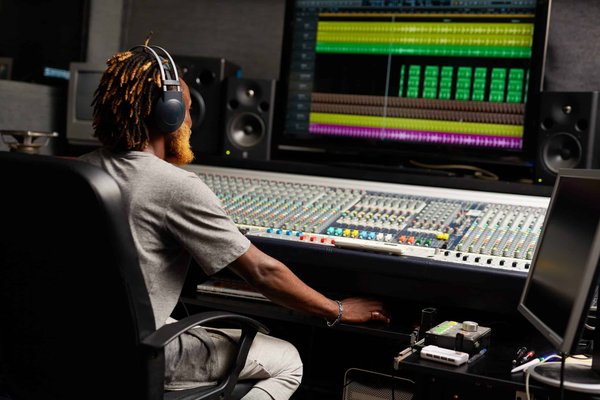 Quels sont les avantages de choisir un studio de mixage ?