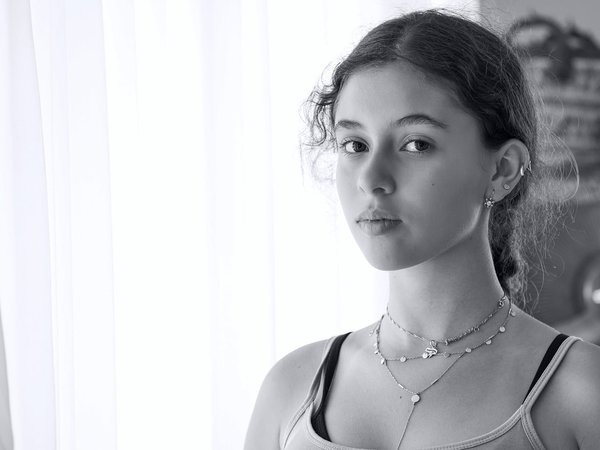 Savoir identifier une infection de piercing : Symptômes à surveiller